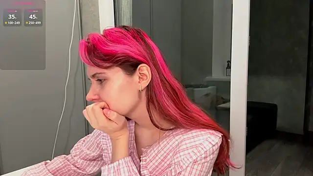 FawnDubler online show from September 2025 05:17:01 PM