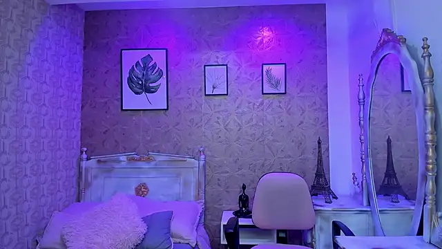 Megane whitte online show from October 2025 04:02:01 AM