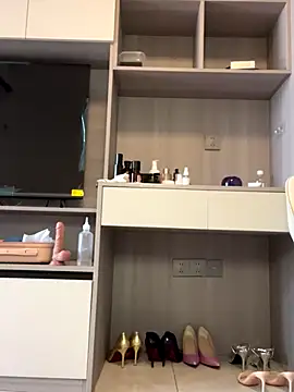 POS001 online show from December 2025 06:23:01 AM