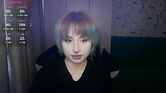 LeisaHopperstad online show from May 2026 12:10:01 PM