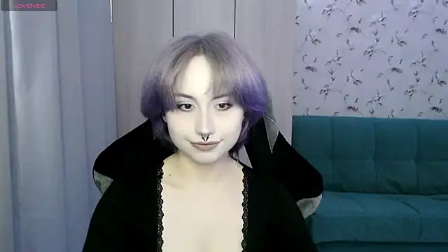 LeisaHopperstad online show from May 2026 12:14:02 PM