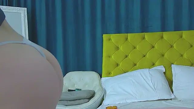 Snapshot of RubyHills chatting on March 2026 05:13:01 AM RubyHills online show from March 2026 05:13:01 AM