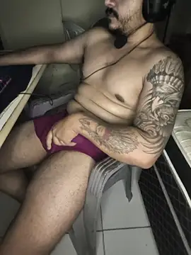 Snapshot of gtzmoreno chatting on April 2026 04:02:02 AM gtzmoreno online show from April 2026 04:02:02 AM