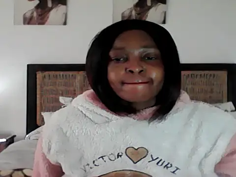 Snapshot of Blacksashaxx chatting on June 2026 10:52:01 AM Blacksashaxx online show from June 2026 10:52:01 AM