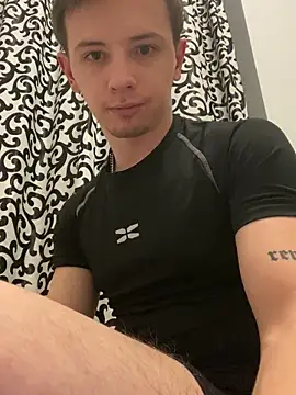 Snapshot of KirilStella chatting on October 2025 07:12:02 PM KirilStella online show from October 2025 07:12:02 PM