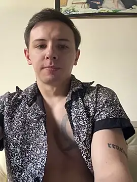 Snapshot of KirilStella chatting on October 2025 09:54:02 AM KirilStella online show from October 2025 09:54:02 AM