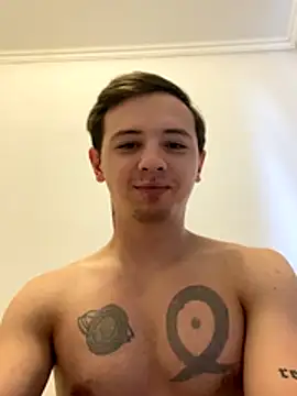 Snapshot of KirilStella chatting on October 2025 11:39:02 AM KirilStella online show from October 2025 11:39:02 AM