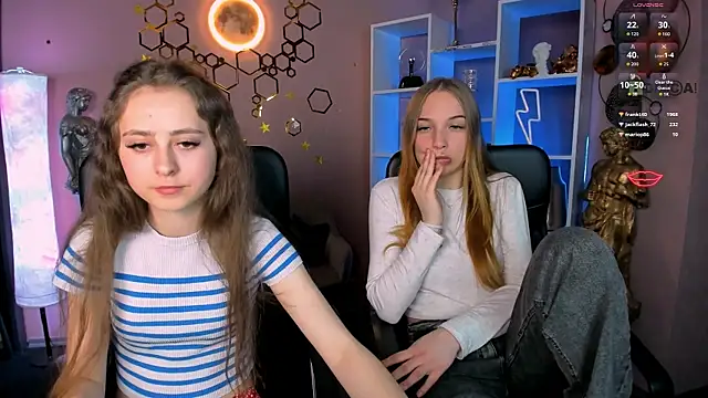 rebecca smile online show from April 2026 08:39:02 PM
