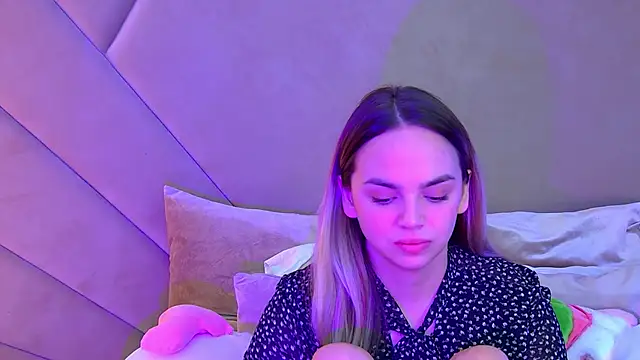 AnitaVenture online show from October 2025 04:33:01 AM