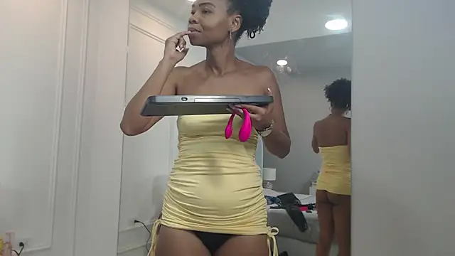 ChantalGarner online show from October 2025 01:22:01 PM