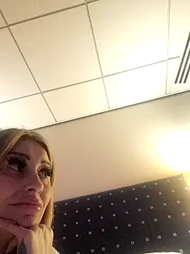 Sadie alexandra online show from November 2025 01:59:02 AM