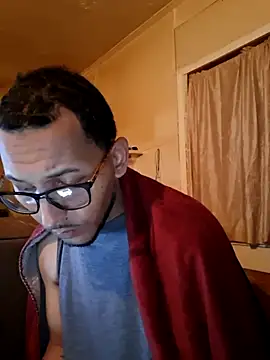 Snapshot of ThrowedWorldWide chatting on December 2025 02:43:02 AM ThrowedWorldWide online show from December 2025 02:43:02 AM