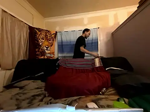 Snapshot of ThrowedWorldWide chatting on January 2026 01:44:01 AM ThrowedWorldWide online show from January 2026 01:44:01 AM