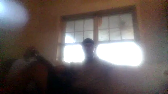 Snapshot of ThrowedWorldWide chatting on January 2026 10:46:02 PM ThrowedWorldWide online show from January 2026 10:46:02 PM