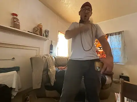 Snapshot of ThrowedWorldWide chatting on February 2026 03:41:02 PM ThrowedWorldWide online show from February 2026 03:41:02 PM