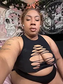 NeliaHexxen online show from May 2026 06:53:01 AM