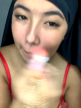 Samara  Amir online show from October 2025 12:17:01 PM