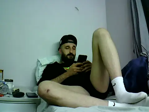 Snapshot of krerem chatting on November 2025 03:47:01 PM krerem online show from November 2025 03:47:01 PM