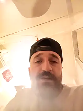 Snapshot of krerem chatting on February 2026 12:32:02 PM krerem online show from February 2026 12:32:02 PM