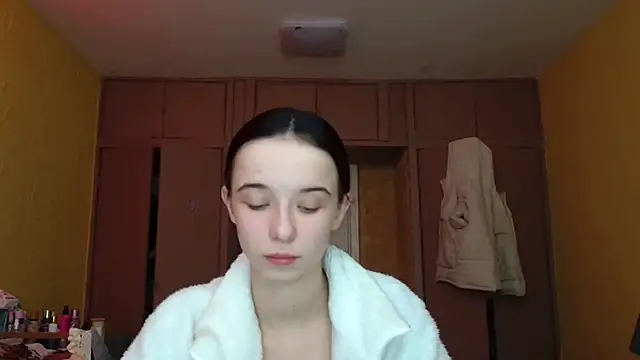 Emilia Light online show from February 2026 07:59:01 AM