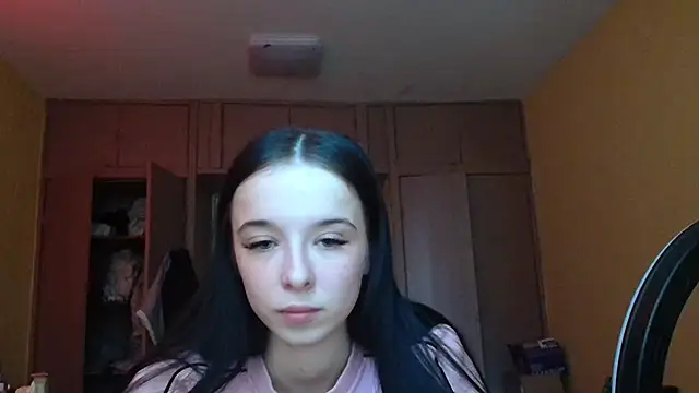 Emilia Light online show from April 2026 02:30:01 PM