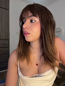 Capricho 01 online show from June 2026 07:12:02 PM