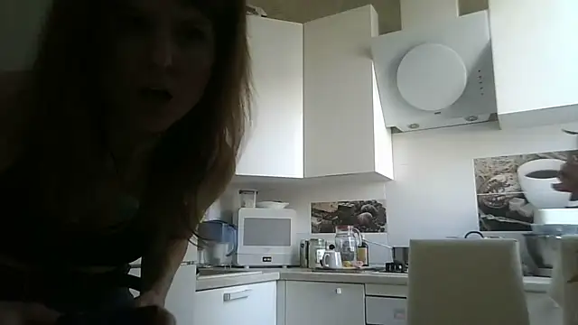 Snapshot of Arivonne chatting on February 2026 07:04:01 AM Arivonne online show from February 2026 07:04:01 AM