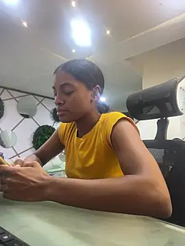 aliyah decker online show from July 2026 01:19:01 AM
