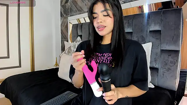 NaylaGrey online show from January 2026 08:23:01 PM