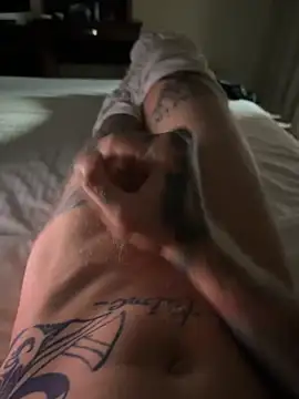 Snapshot of Bonny27 chatting on February 2026 03:07:01 AM Bonny27 online show from February 2026 03:07:01 AM