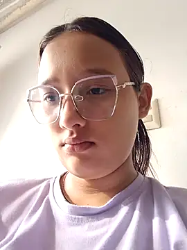 young dairy01 online show from October 2025 12:12:02 PM