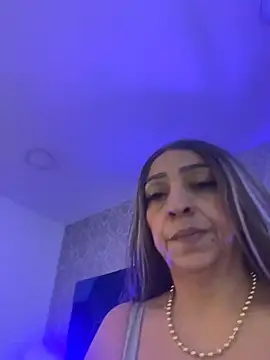 Angelina Roa online show from May 2026 02:35:02 PM