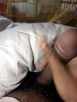 Snapshot of WrongAngle30 chatting on January 2026 08:00:01 PM WrongAngle30 online show from January 2026 08:00:01 PM