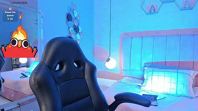 Snapshot of MAGIC_VERA chatting on October 2025 11:31:02 AM MAGIC VERA online show from October 2025 11:31:02 AM