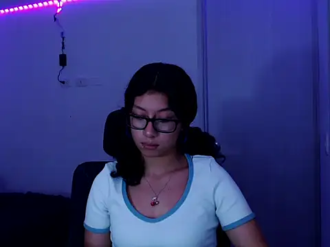 Ivonnybonn online show from February 2026 10:09:01 PM