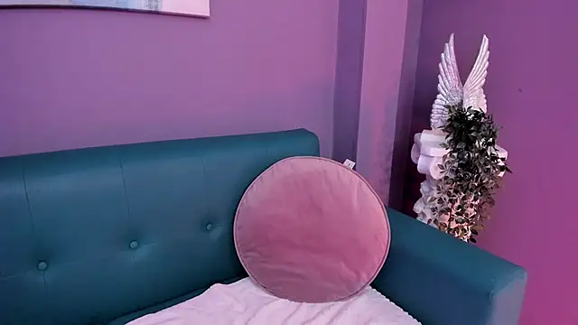 Alessiia   online show from January 2026 03:31:01 AM