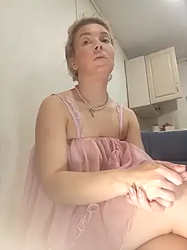 Conny Shellie online show from December 2025 08:49:02 PM