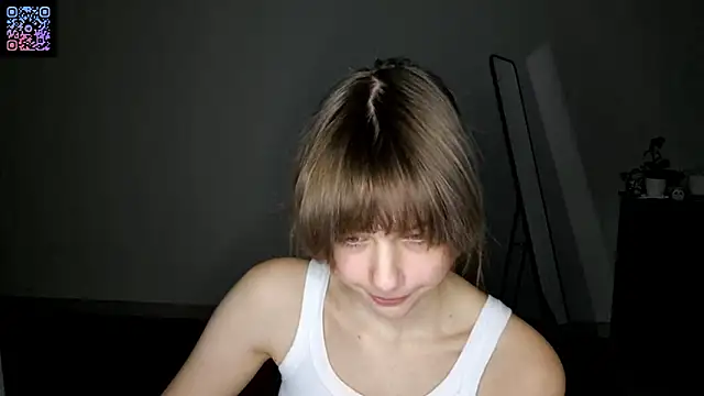 Snapshot of ExitedTroth chatting on February 2026 05:33:01 PM ExitedTroth online show from February 2026 05:33:01 PM