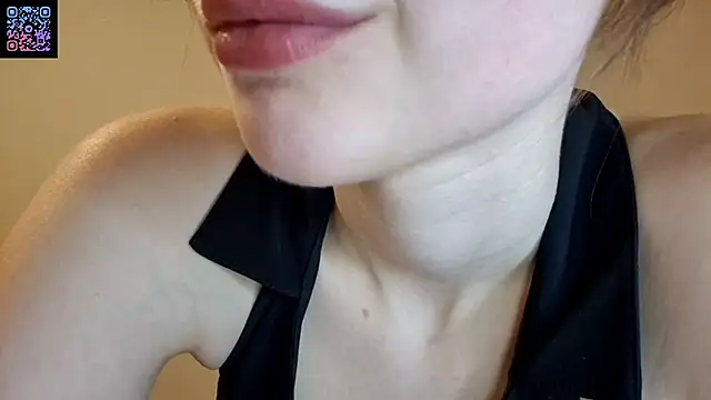 Snapshot of ExitedTroth chatting on March 2026 05:39:01 PM ExitedTroth online show from March 2026 05:39:01 PM