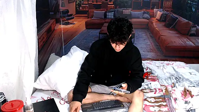 RomeoMillerr online show from May 2026 04:48:02 PM