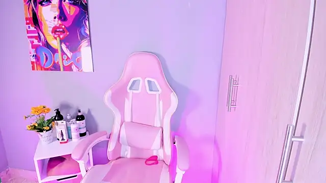 Snapshot of Athenea__fox chatting on November 2025 11:54:02 AM Athenea fox online show from November 2025 11:54:02 AM