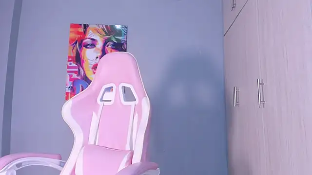 Snapshot of Athenea__fox chatting on November 2025 11:44:01 AM Athenea fox online show from November 2025 11:44:01 AM