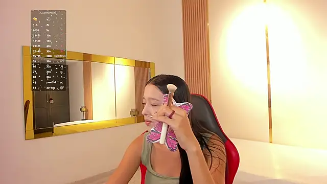 EmmiHops online show from November 2025 12:38:01 PM