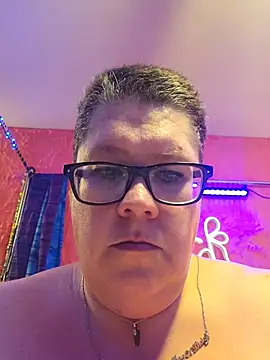 Snapshot of violentviolet68 chatting on May 2026 11:22:02 PM violentviolet68 online show from May 2026 11:22:02 PM