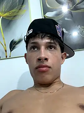 Adam Loveee online show from November 2025 11:48:01 PM