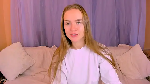 LilMary  online show from November 2025 06:48:01 AM