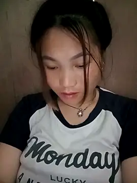 Snapshot of min-xinh chatting on November 2025 09:18:02 AM min-xinh online show from November 2025 09:18:02 AM