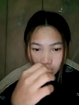 Snapshot of min-xinh chatting on December 2025 03:17:01 PM min-xinh online show from December 2025 03:17:01 PM