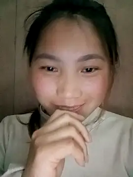 Snapshot of min-xinh chatting on February 2026 10:43:01 AM min-xinh online show from February 2026 10:43:01 AM