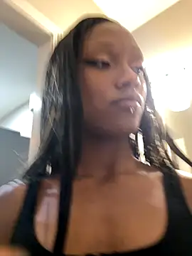 Snapshot of yunniq chatting on November 2025 10:52:02 PM yunniq online show from November 2025 10:52:02 PM